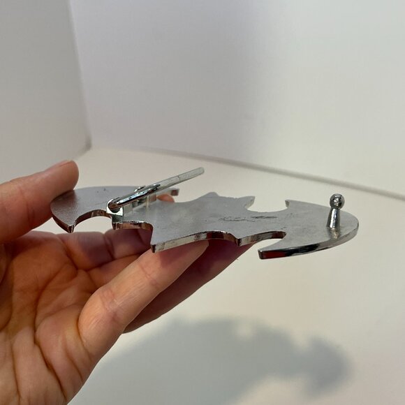 DC Comics Batman Belt Buckle Silver Metal & Red Bat Symbol Logo - Picture 8 of 8